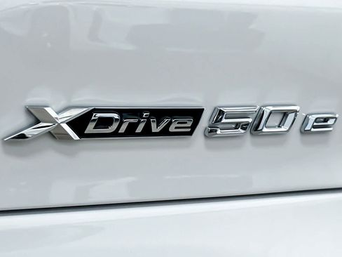 New 2026 BMW X5 xDrive50e w/ M Sport Package image 26