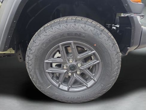 New 2026 Jeep Wrangler Sport AWD/4WD image 39