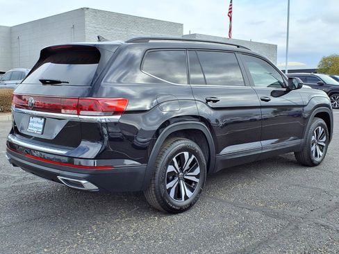 New 2026 Volkswagen Atlas SE image 7