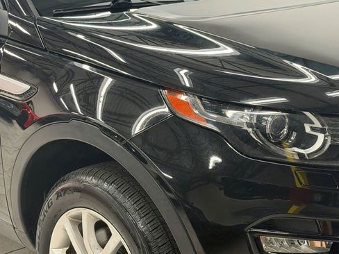 Used 2016 Land Rover Discovery Sport HSE AWD/4WD image 6