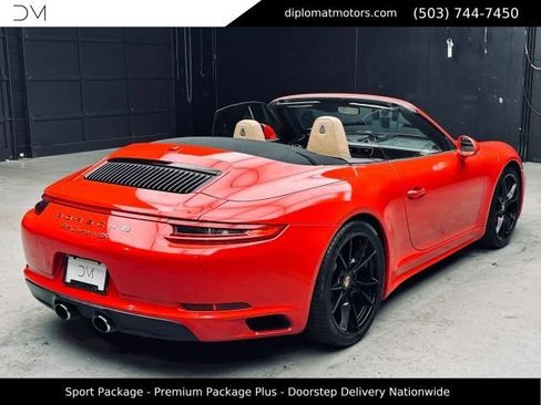 Used 2018 Porsche 911 Carrera 4S AWD/4WD image 8