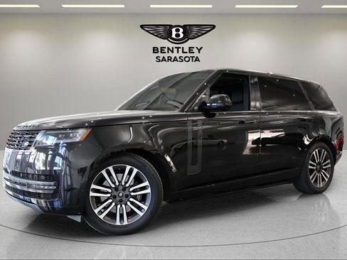 Used 2025 Land Rover Range Rover Long Wheelbase SE image 1