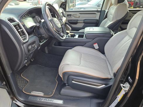 Used 2025 RAM 1500 Tungsten w/ Towing Technology Group AWD/4WD image 4