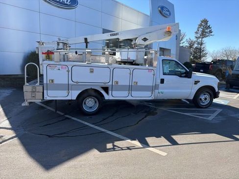 Used 2008 Ford F350 XLT image 8