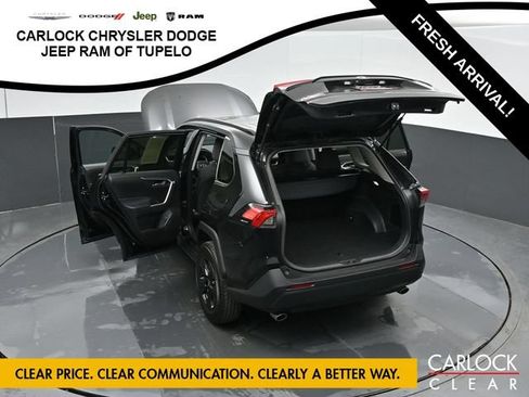 Used 2024 Toyota RAV4 XLE FWD image 73