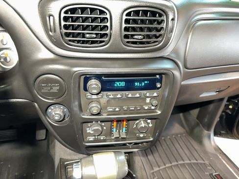Used 2008 Chevrolet TrailBlazer SS w/ Sun And Sound Package AWD/4WD image 28