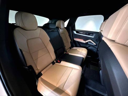 New 2026 Porsche Cayenne AWD/4WD image 28