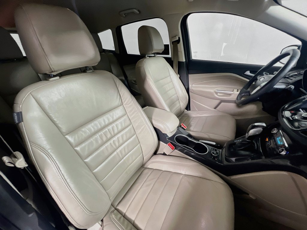 Used 2016 Ford Escape Titanium FWD image 26