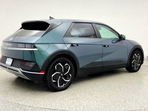 Used 2024 Hyundai Ioniq 5 SE image 5