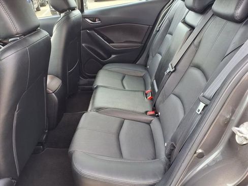 Used 2018 MAZDA MAZDA3 Grand Touring image 9