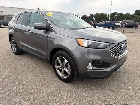 Certified 2023 Ford Edge SEL w/ Convenience Package AWD/4WD image 12
