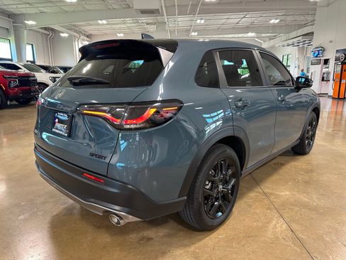 Used 2025 Honda HR-V Sport image 7