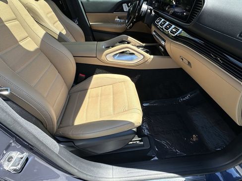 Certified 2024 Mercedes-Benz GLS 580 4MATIC image 15