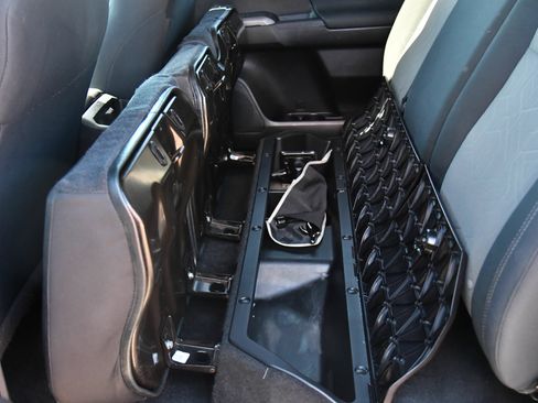 Used 2023 Toyota Tacoma TRD Off-Road w/ Black Out Package (TMS) AWD/4WD image 36
