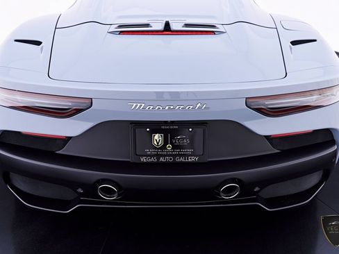 Used 2023 Maserati MC20 Spyder RWD image 27