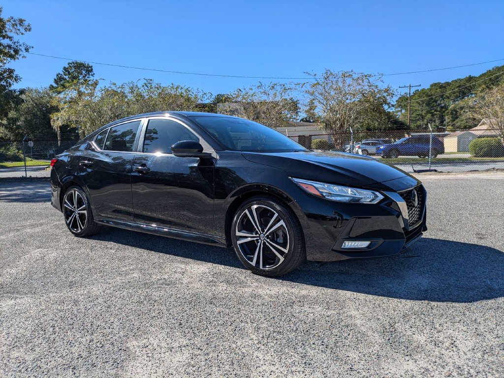 Used 2021 Nissan Sentra SR FWD image 2
