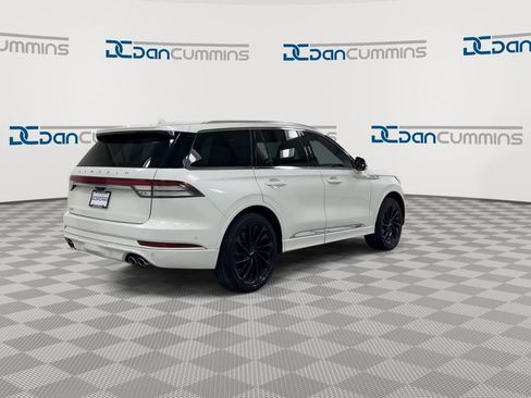 Used 2022 Lincoln Aviator Reserve w/ Equipment Group 201A image 8