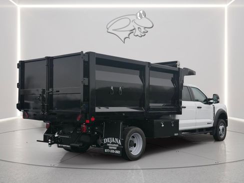New 2026 Ford F550 4x4 Crew Cab image 7