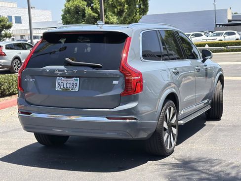 Certified 2023 Volvo XC90 T8 Ultimate w/ Lounge Package AWD/4WD image 5