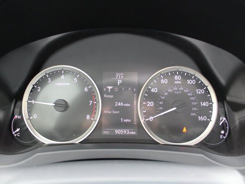Used 2016 Lexus IS 300 AWD w/ Navigation System Package image 8