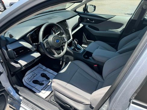 Used 2025 Subaru Legacy Premium AWD/4WD image 3