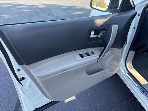 Used 2013 Nissan Rogue SL FWD image 11