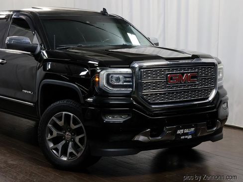 Used 2017 GMC Sierra 1500 Denali image 2