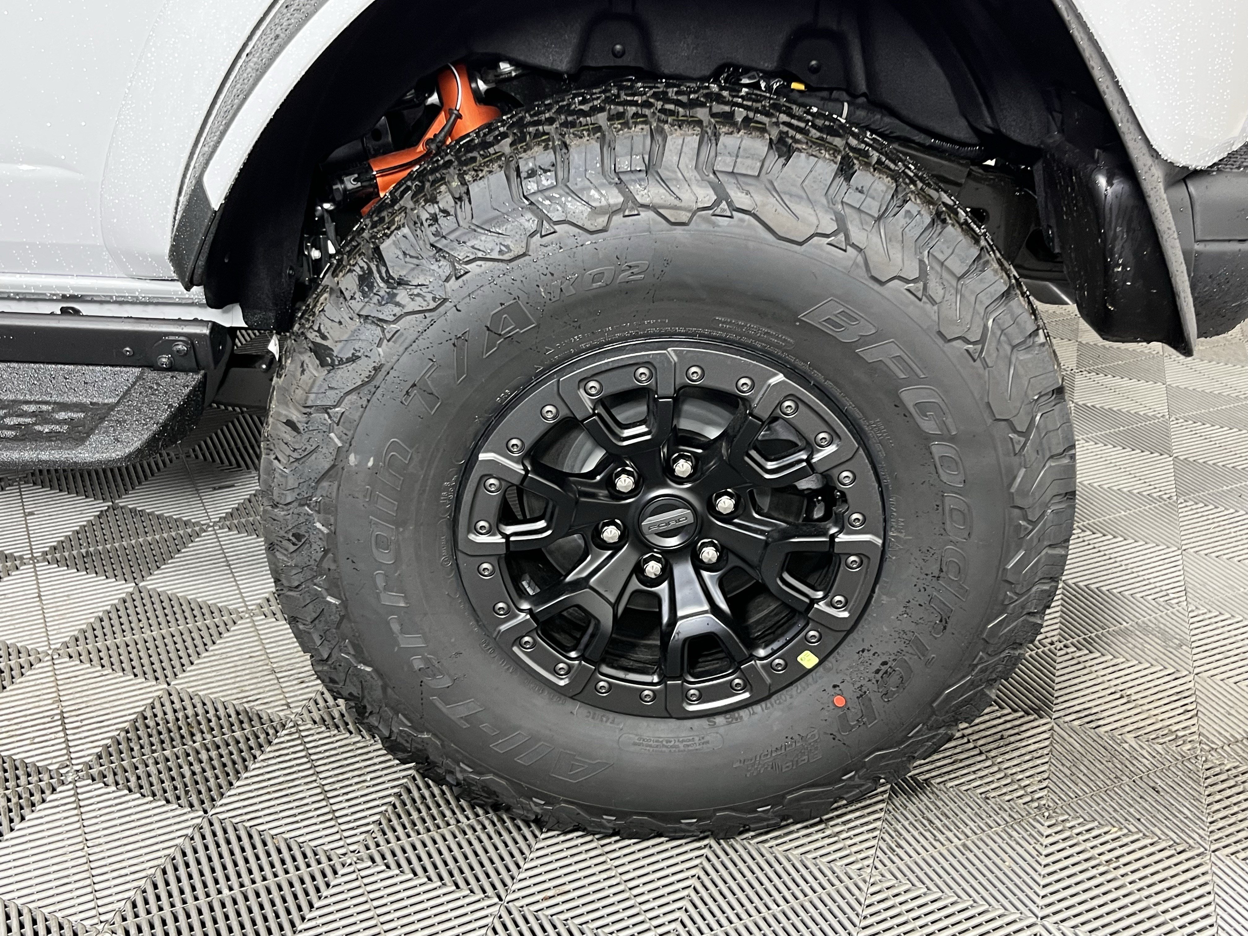 New 2026 Ford Bronco Raptor w/ Interior Carbon Fiber Pack AWD/4WD image 20