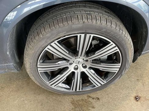 Used 2024 Volvo XC90 T8 Plus AWD/4WD image 11