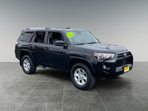 Used 2024 Toyota 4Runner SR5 RWD image 7
