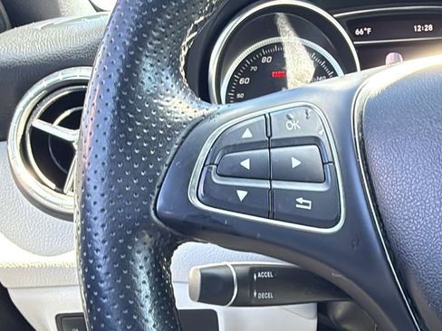 Used 2019 Mercedes-Benz CLA 250 image 31