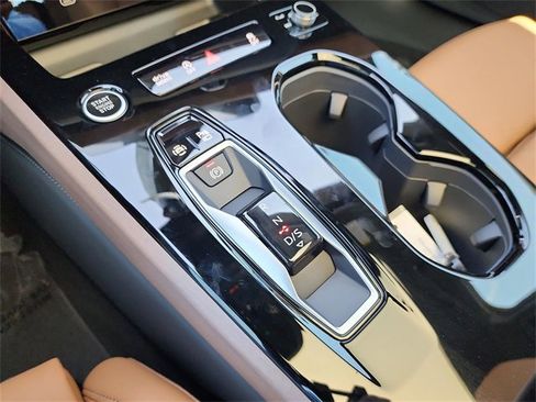 New 2025 Audi A5 2.0T Prestige image 17