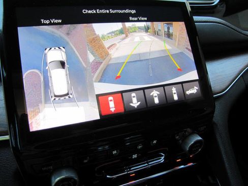 Used 2022 Jeep Grand Cherokee Summit w/ Advanced Protech Group IV image 40