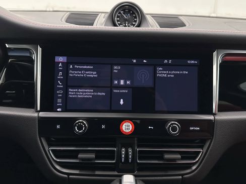 Used 2024 Porsche Macan S image 32