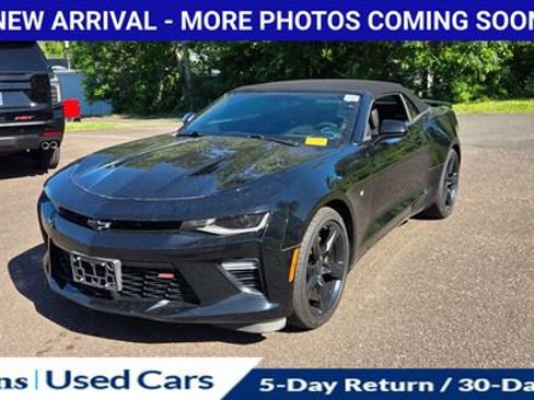 Used 2017 Chevrolet Camaro SS RWD image 3