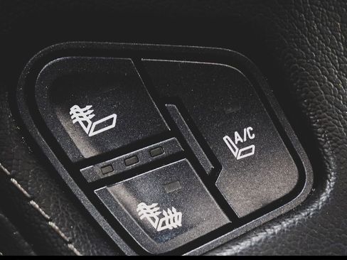 Used 2015 Chevrolet Tahoe LTZ AWD/4WD image 6