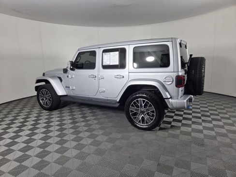 Used 2024 Jeep Wrangler High Altitude AWD/4WD image 28