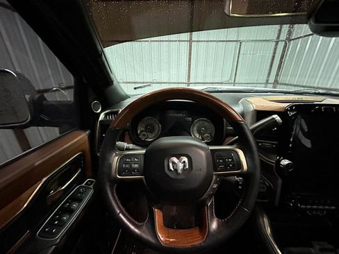 Used 2022 RAM 2500 Limited image 17