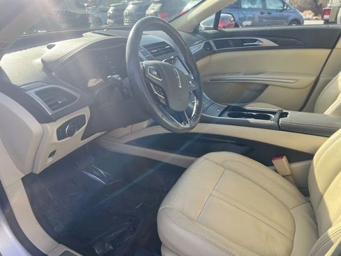 Used 2013 Lincoln MKZ Base image 2