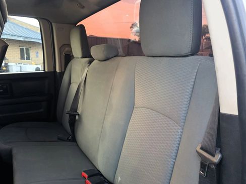 Used 2014 RAM 1500 Express RWD image 6