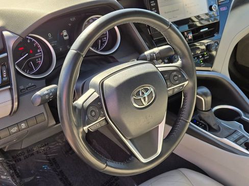 Used 2023 Toyota Camry XLE FWD image 23