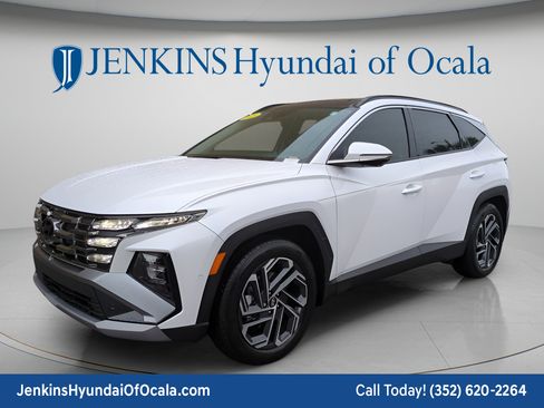 Certified 2025 Hyundai Tucson Limited FWD image 7