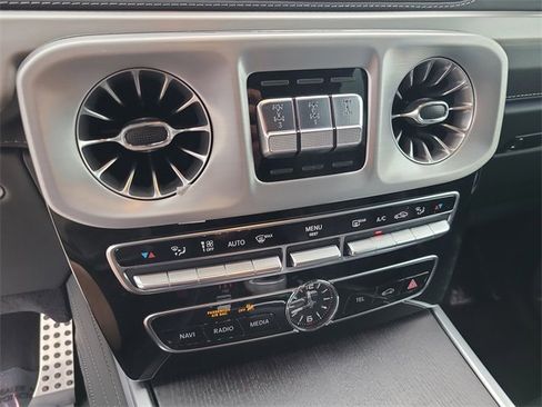 Used 2021 Mercedes-Benz G 63 AMG 4MATIC image 33