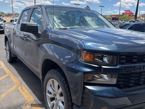 Used 2021 Chevrolet Silverado 1500 Custom AWD/4WD image 3