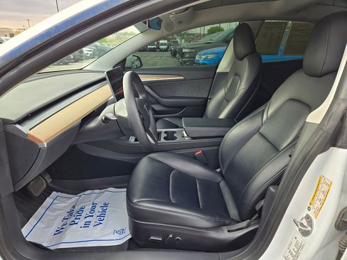 Used 2022 Tesla Model 3 Long Range AWD/4WD image 13