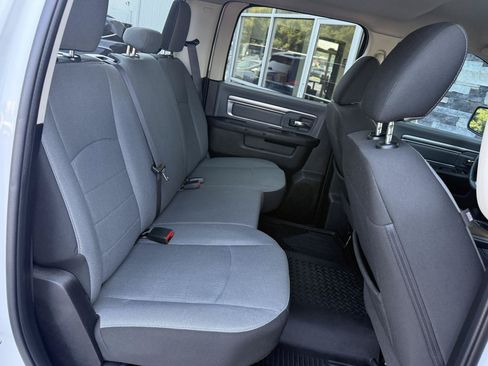 Used 2022 RAM 1500 Classic SLT RWD image 16