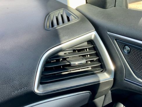 Used 2022 Ford Edge Titanium w/ Equipment Group 301A image 47