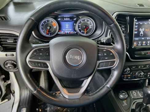 Used 2019 Jeep Cherokee Limited AWD/4WD image 11
