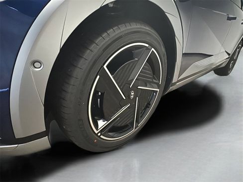 New 2026 Hyundai Ioniq 5 Limited image 4