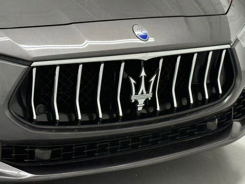 Used 2018 Maserati Ghibli S GranLusso image 13